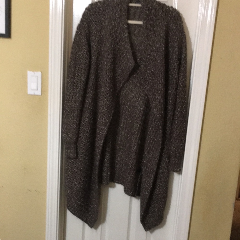 Brown and white speckled medium size knee length sweater